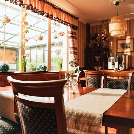 Dwor Ostoia Hotell Rymanów Eksteriør bilde