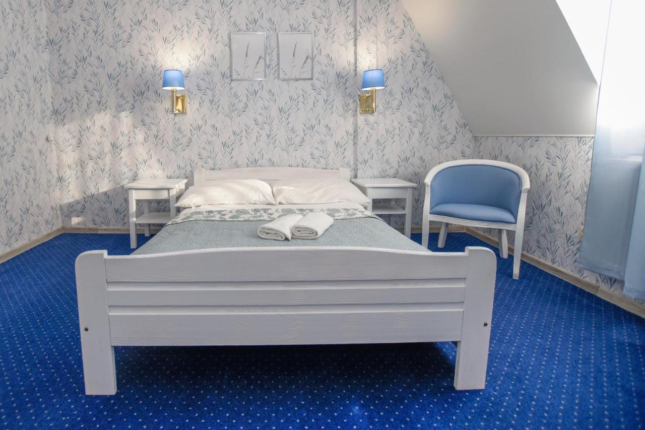 Dwor Ostoia Hotell Rymanów Eksteriør bilde