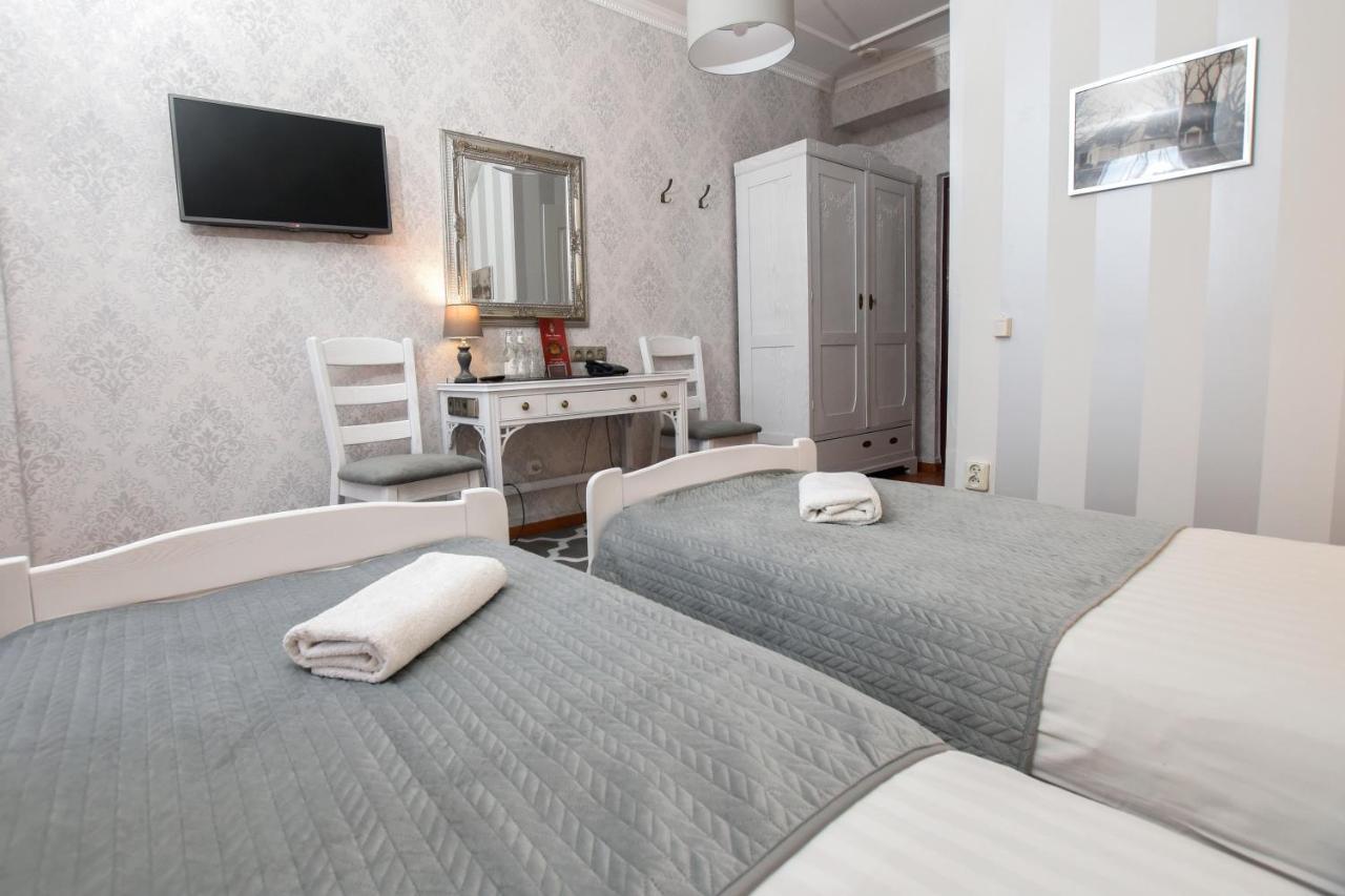 Dwor Ostoia Hotell Rymanów Eksteriør bilde